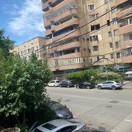 Hotel Saburtalo Roni Тбілісі Екстер'єр фото
