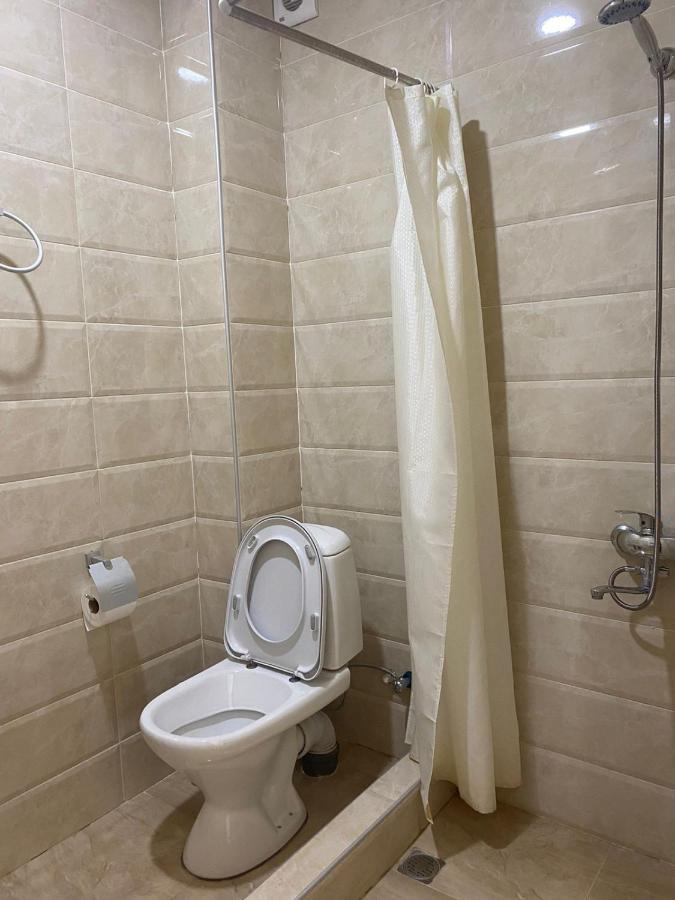 Hotel Saburtalo Roni Тбілісі Екстер'єр фото
