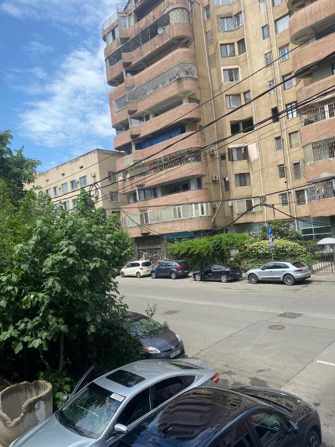 Hotel Saburtalo Roni Тбілісі Екстер'єр фото